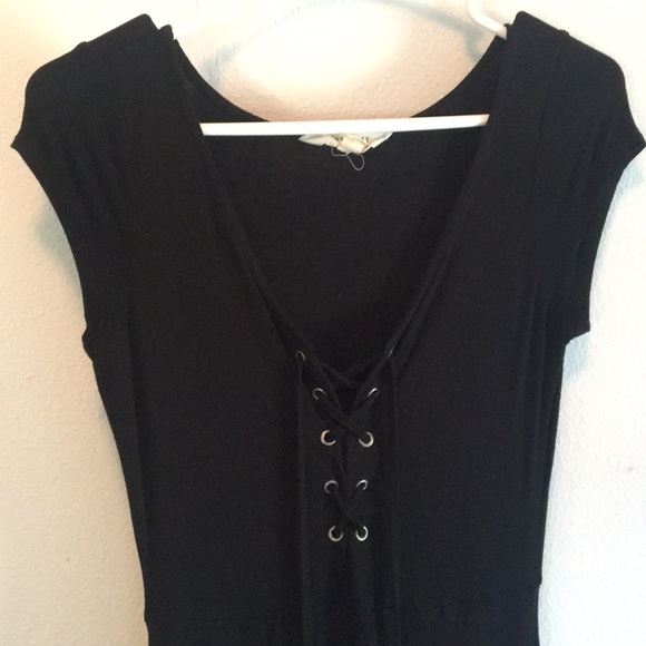 American Eagle Soft & Sexy Criss-Cross Dress - Picture 1 of 4